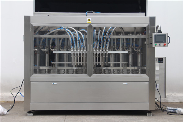 Liela apjoma automātiska pudeļu šampūna iepildīšanas mašīna